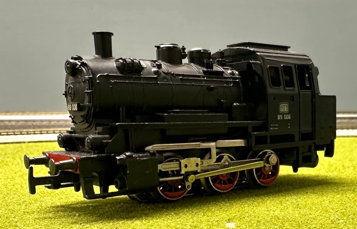 Marklin 3000 HO DB BR 89 006 3-Rail Analog AC Steam Locomotive
