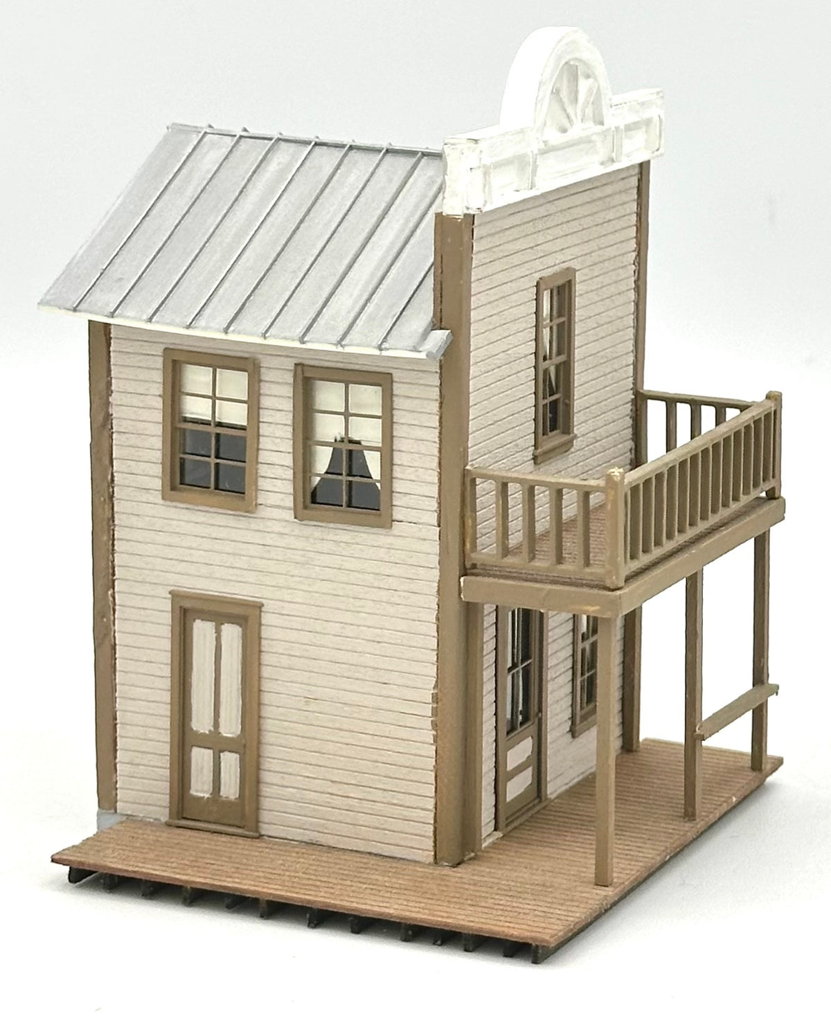 HO Scale Wood/Card Custom Built Painted Old Shop Fully Assembled
