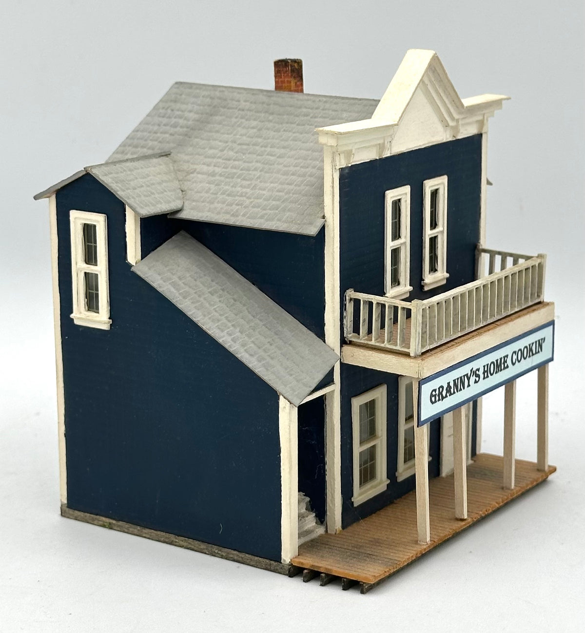 HO Scale Wood/Card Custom Built Painted "Granny's Home Cookin" Fully Assembled