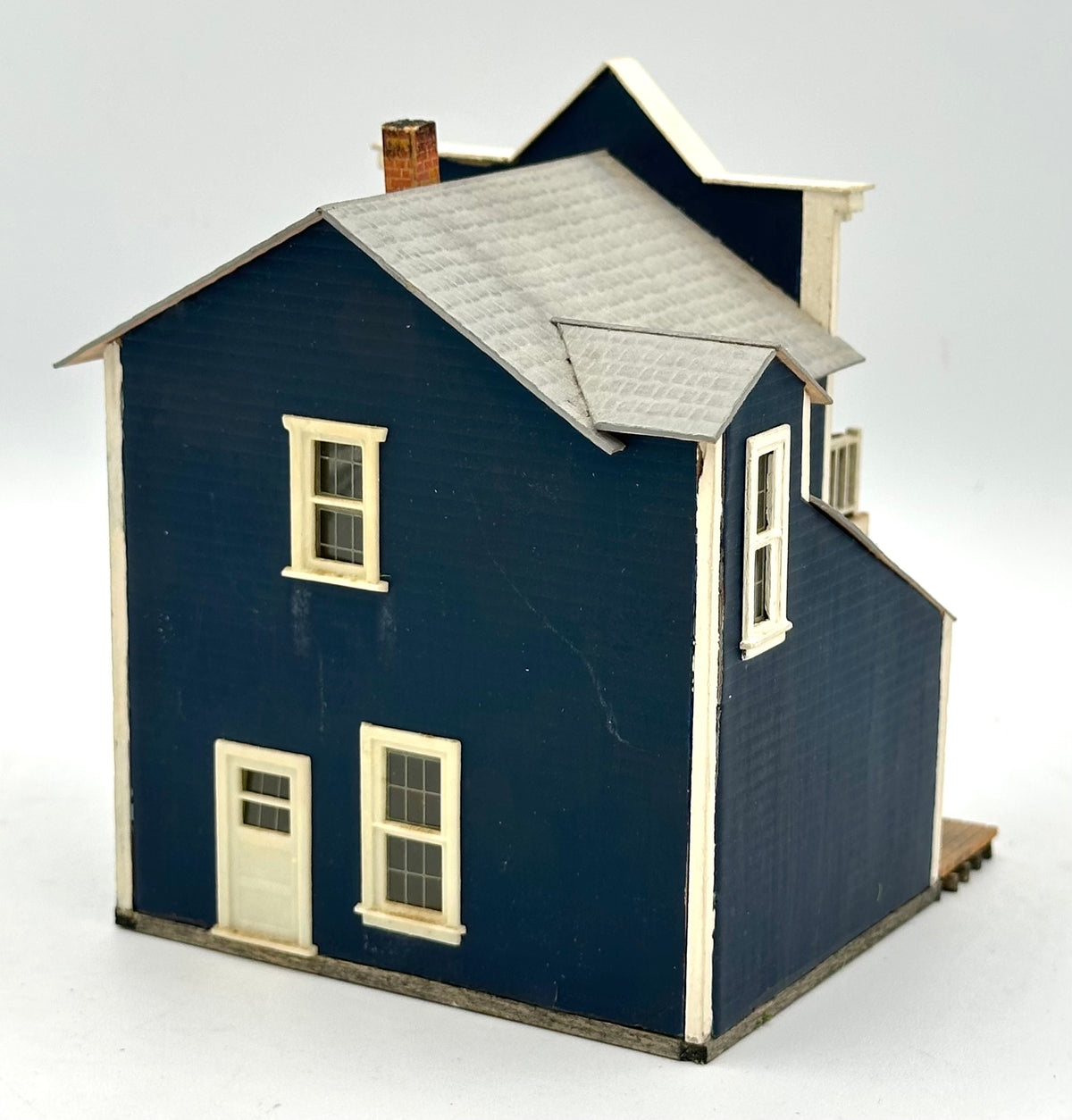 HO Scale Wood/Card Custom Built Painted "Granny's Home Cookin" Fully Assembled