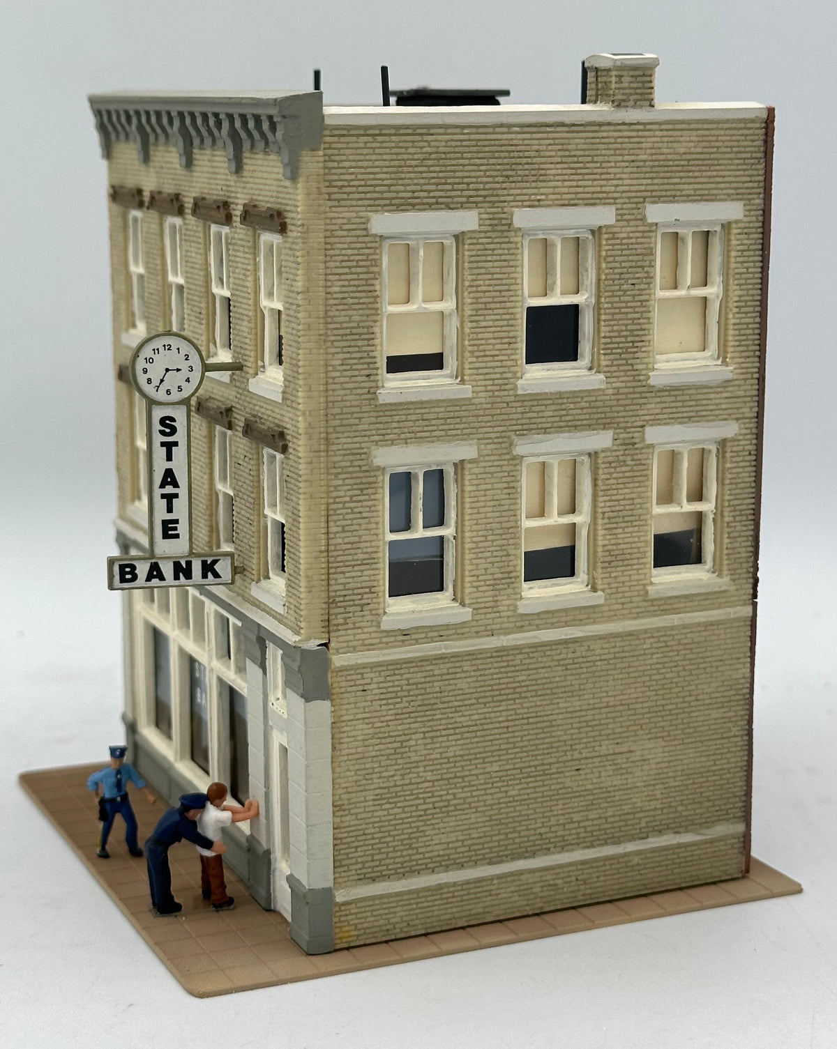 DPM HO Scale Custom Painted/Weathered "State Bank" Fully Assembled