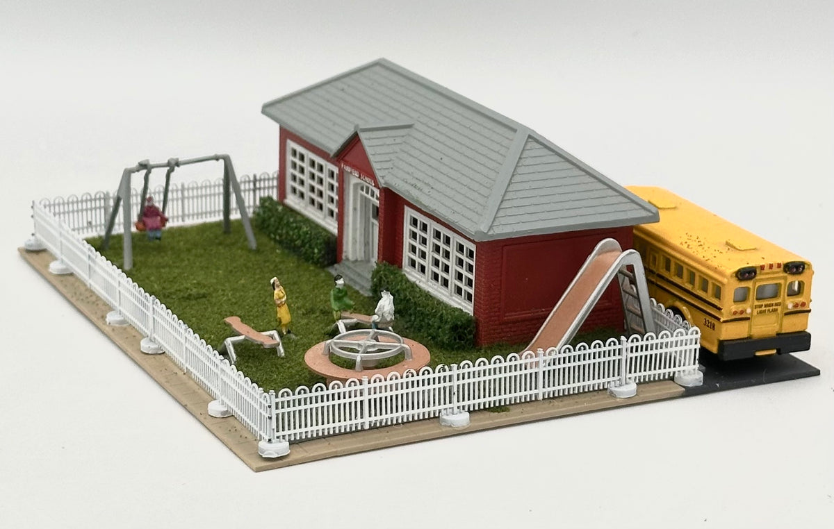 Bachmann N Scale Custom Painted "Fairfield School" New Diorama
