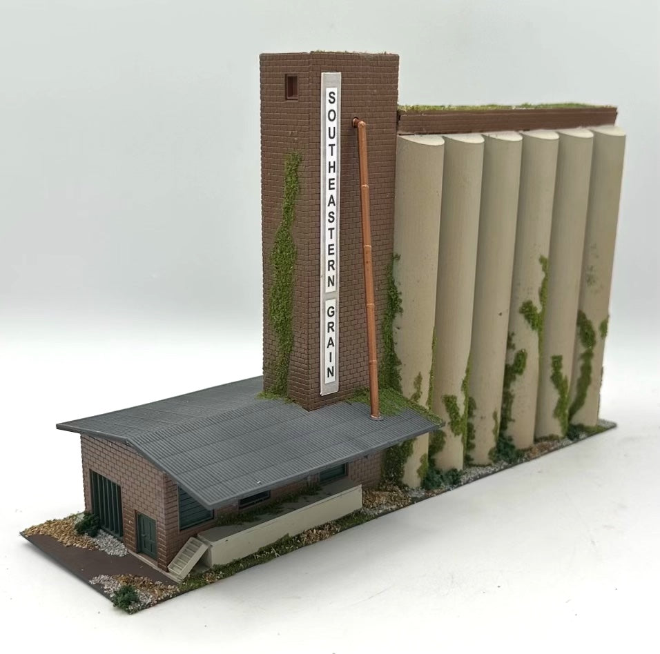 Heljan N Scale Southern Grain Elevator Building Custom Painted/Weathered New Diorama