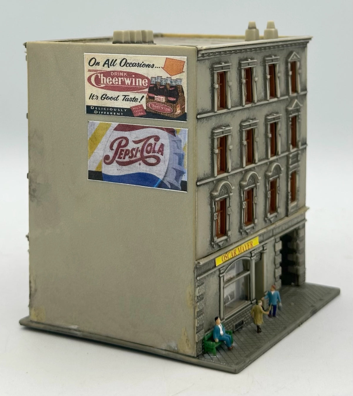 Pola N Scale Custom Painted 4-Story Apartment Building w/ "Oscar Myers Shop"