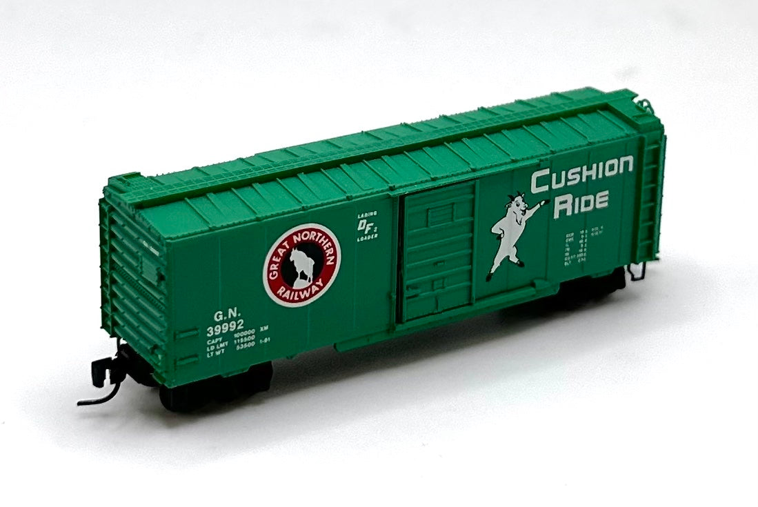 Micro Trains MTL Z Scale 14125-2 Great Northern 40' Boxcar