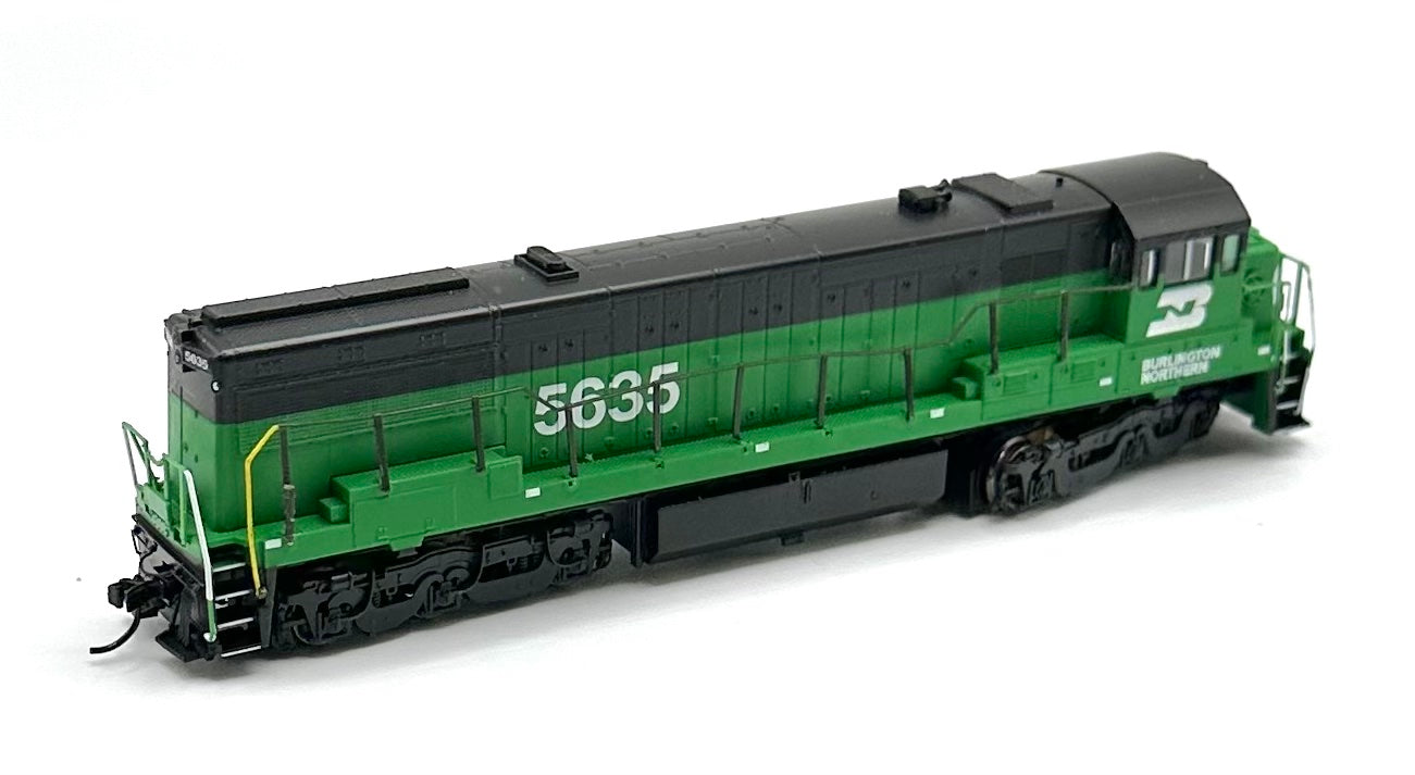 Arnold N Scale HN2218  Burlington Northern U25C DC Locomotive 5635