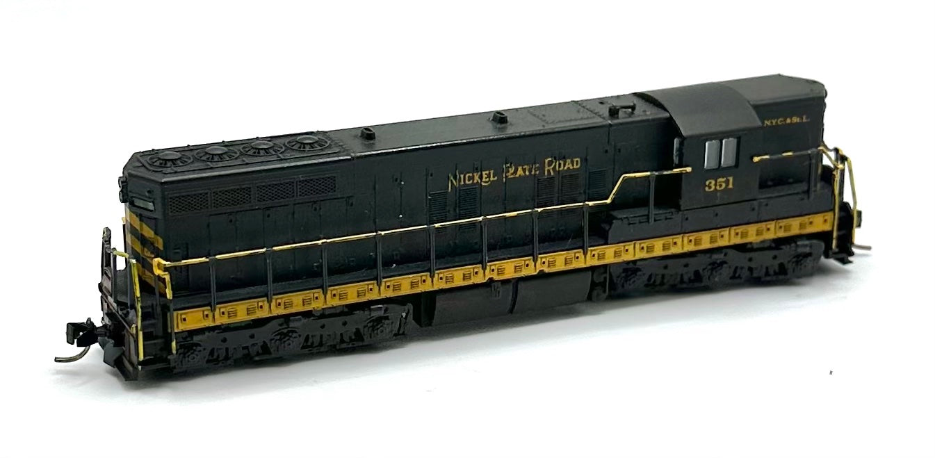 Atlas/Kato N Scale  4538 Nickel Plate Road  EMD SD9 DC Locomotive 351