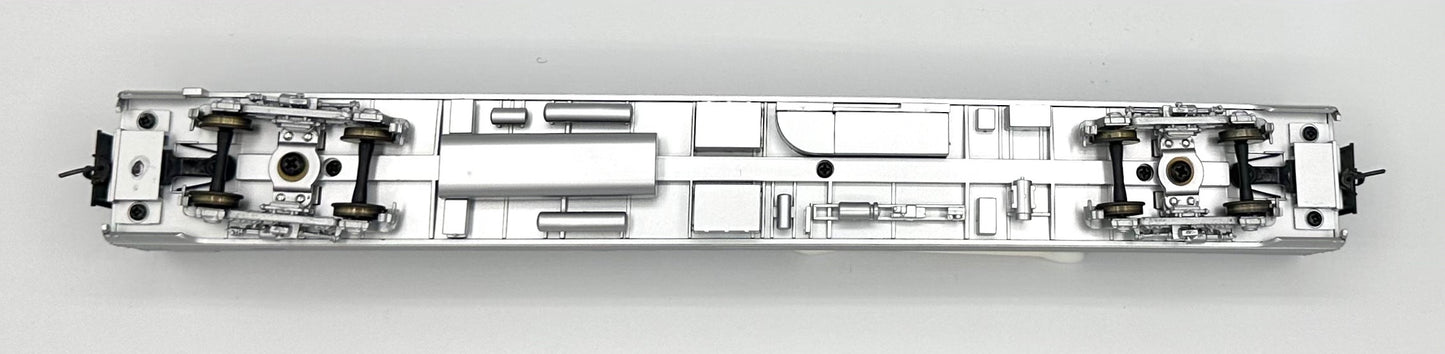 Walthers HO Scale Santa Fe Passenger Coach