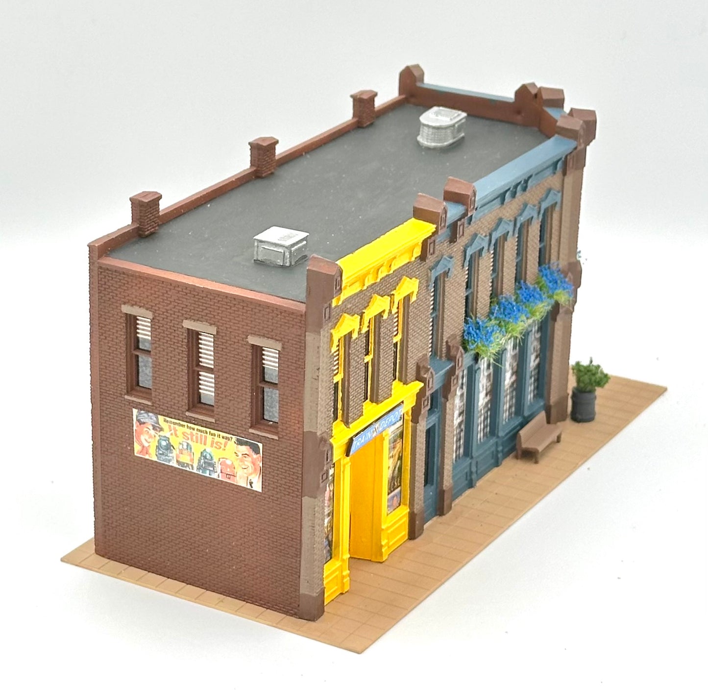 DPM #12100 HO Scale Custom Painted 2-Story "Seymour Block" Fully Assembled