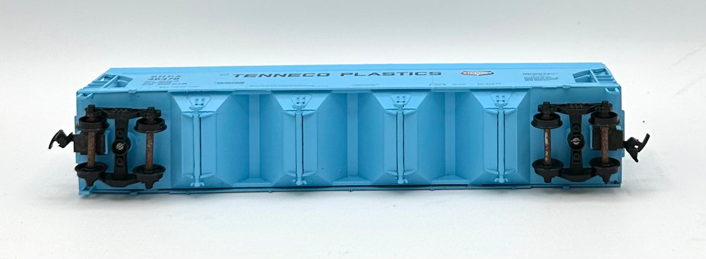Athearn HO Scale 4 Bay ACF Covered Hopper "Tenneco Plastics " SHPX46478