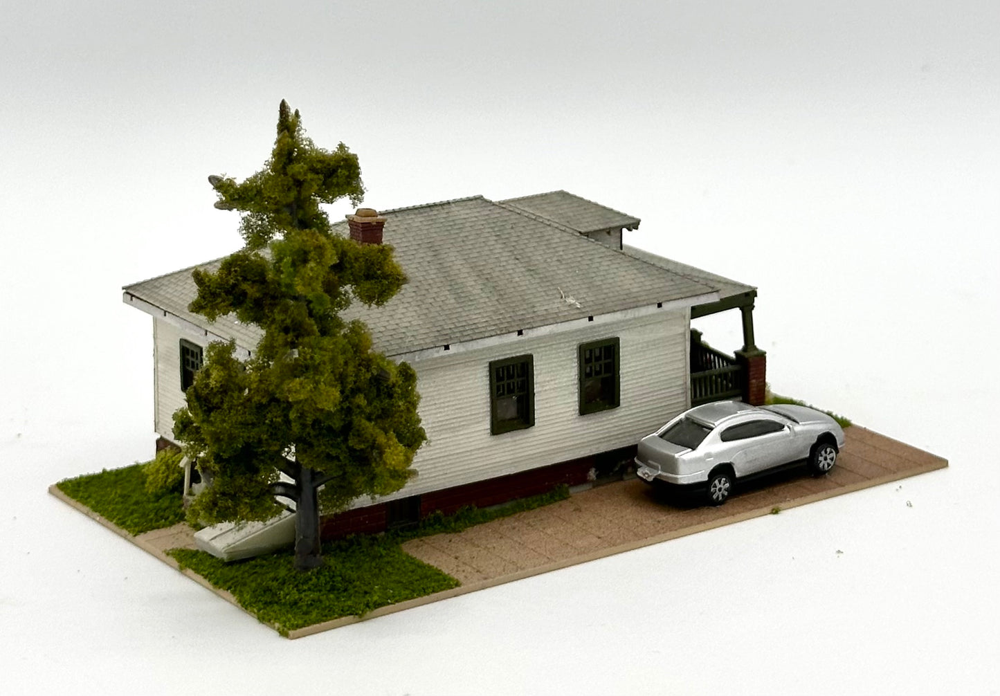 Atlas N Scale Custom Painted/Weathered Single Story Ranch Style House Fully Assembled New Diorama