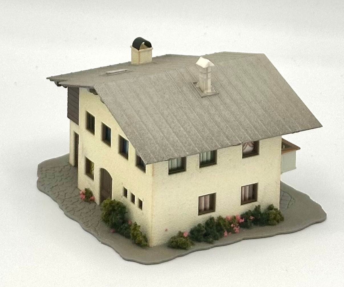 Vollmer N Scale 7748 Modern Chalet