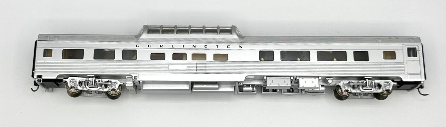 Walthers HO Scale Burlington Budd Vista Dome Coach