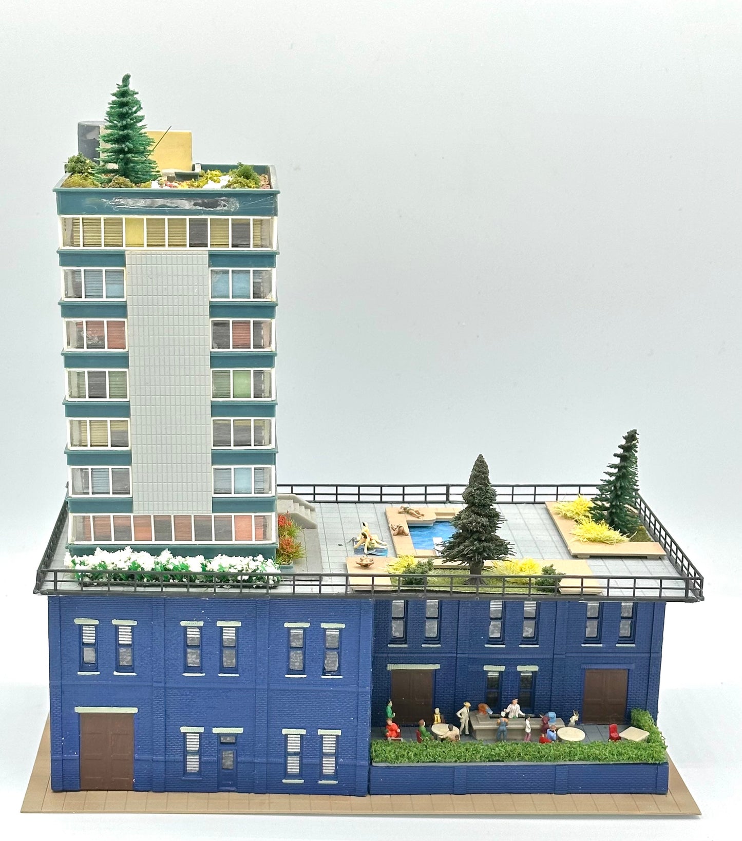 Unique One-Of-Kind N Scale Custom Built/Painted a 9-Story Tower " Grand Hotel" Fully Assembled