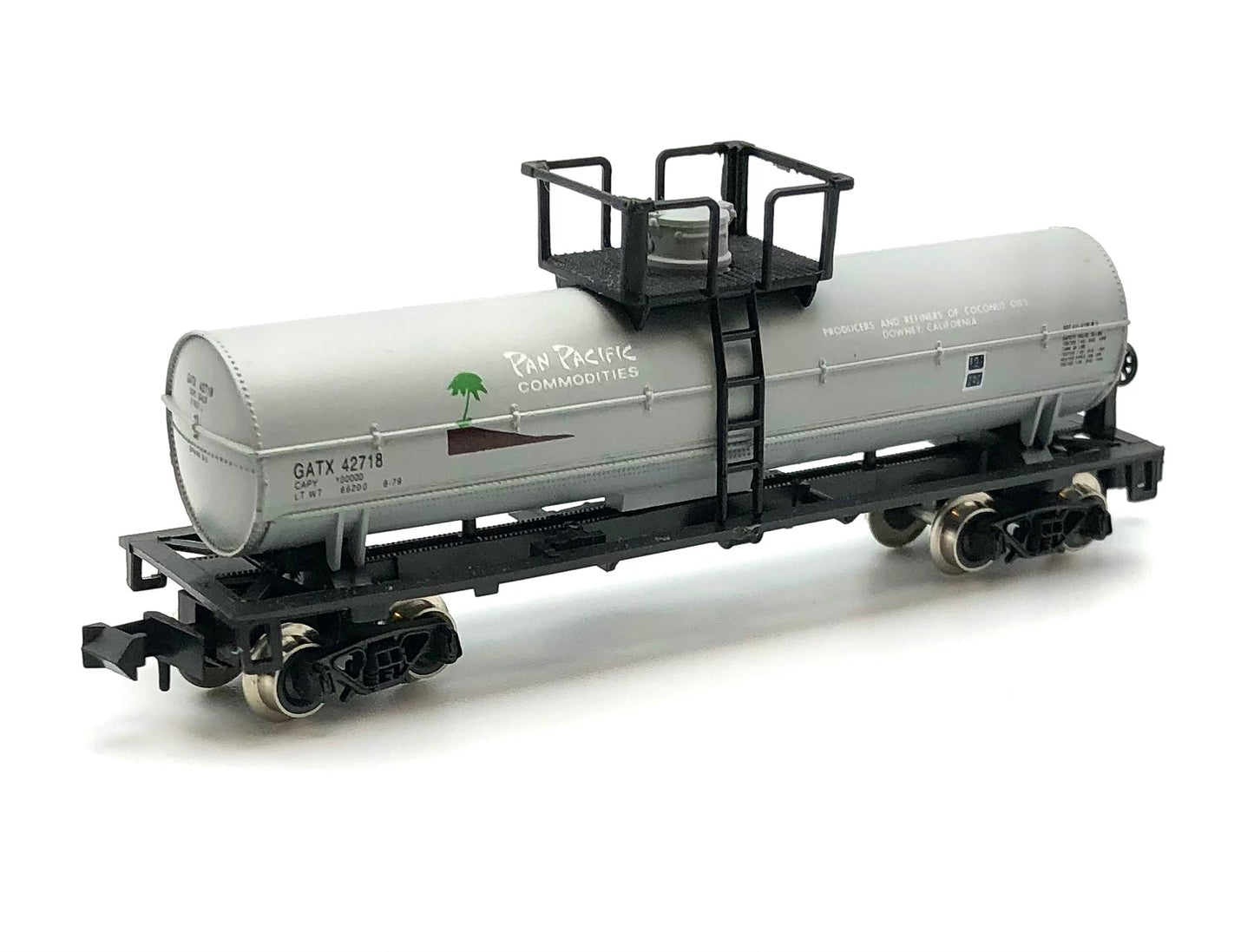 RivaRossi N Scale Pan Pacific Commodities 42' Single Dome Chemical Tank Car