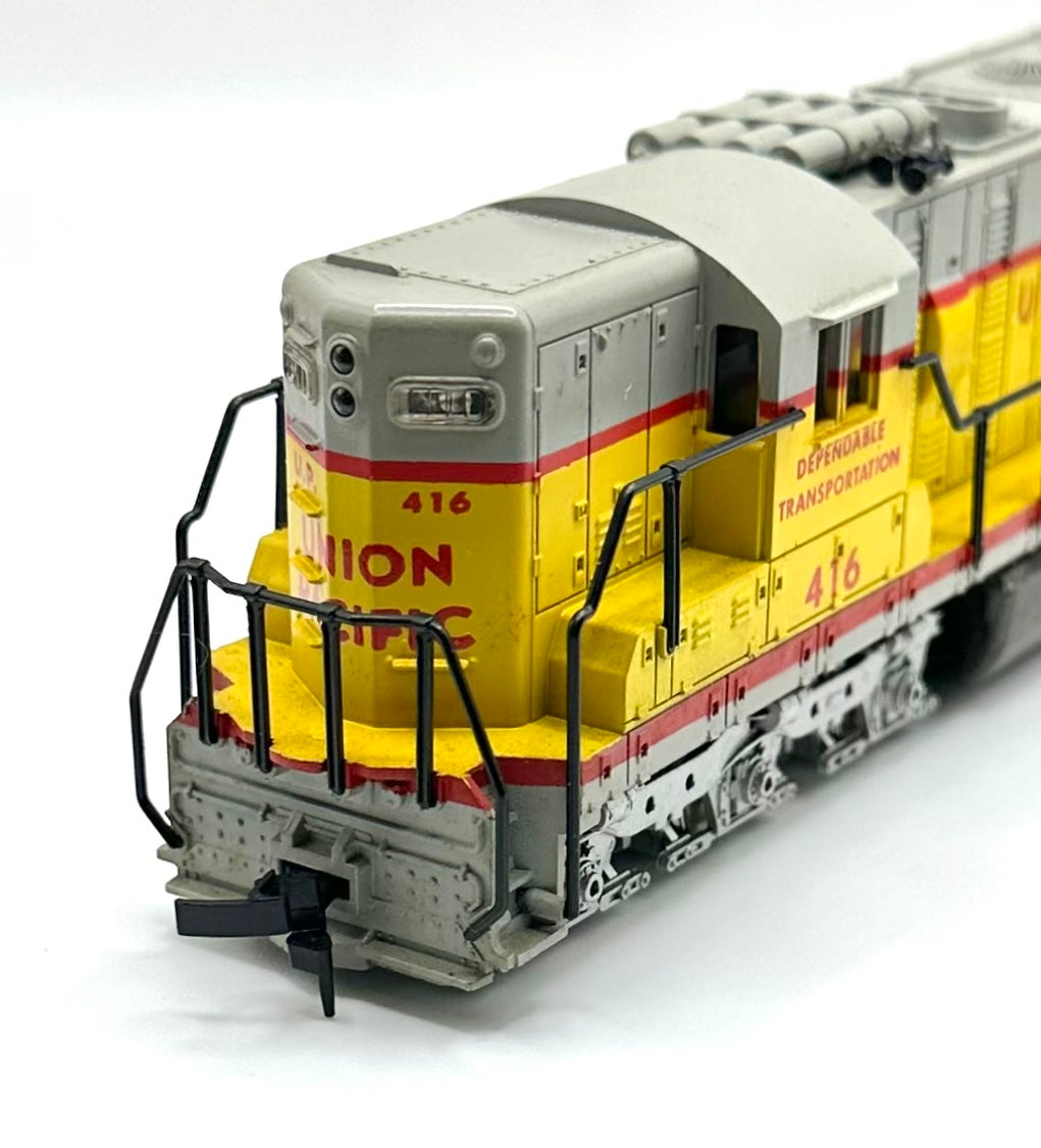 Atlas HO Scale 7002 Union Pacific  SD24 DC Diesel Locomotive 416