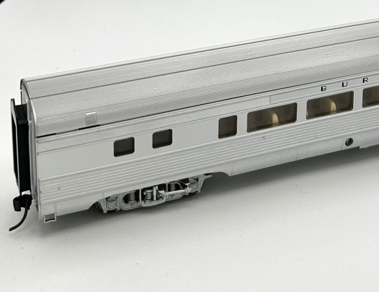 Walthers HO Scale Burlington Large Window Configuration Coach