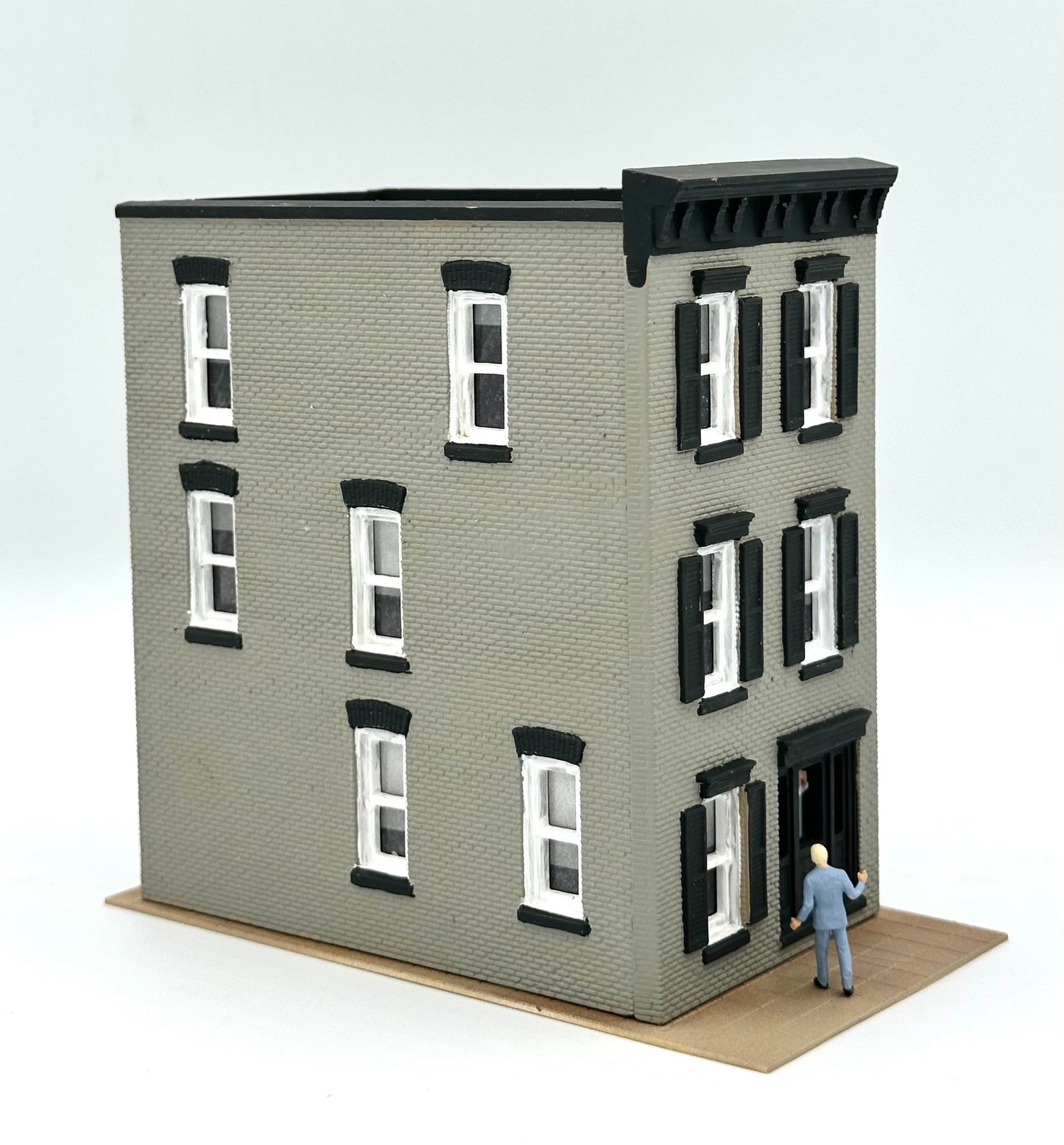 HO Scale 3-Story Custom Painted Town House Fully Assembled. Lighted