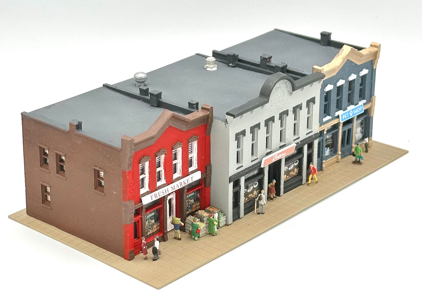 DPM N Scale 3 Custom Built/Painted Retail Shops Fully Assembled New Diorama