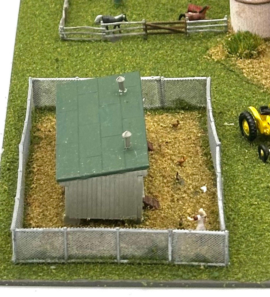 Model Power N Scale 1517 Custom Barn, Farm House, Chicken Coop, Silo, Farm Yard Diorama