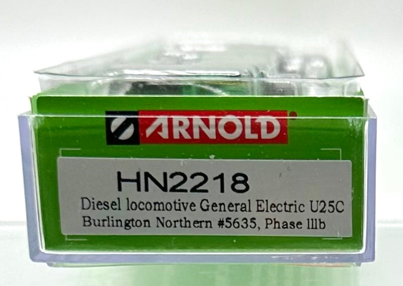 Arnold N Scale HN2218  Burlington Northern U25C DC Locomotive 5635