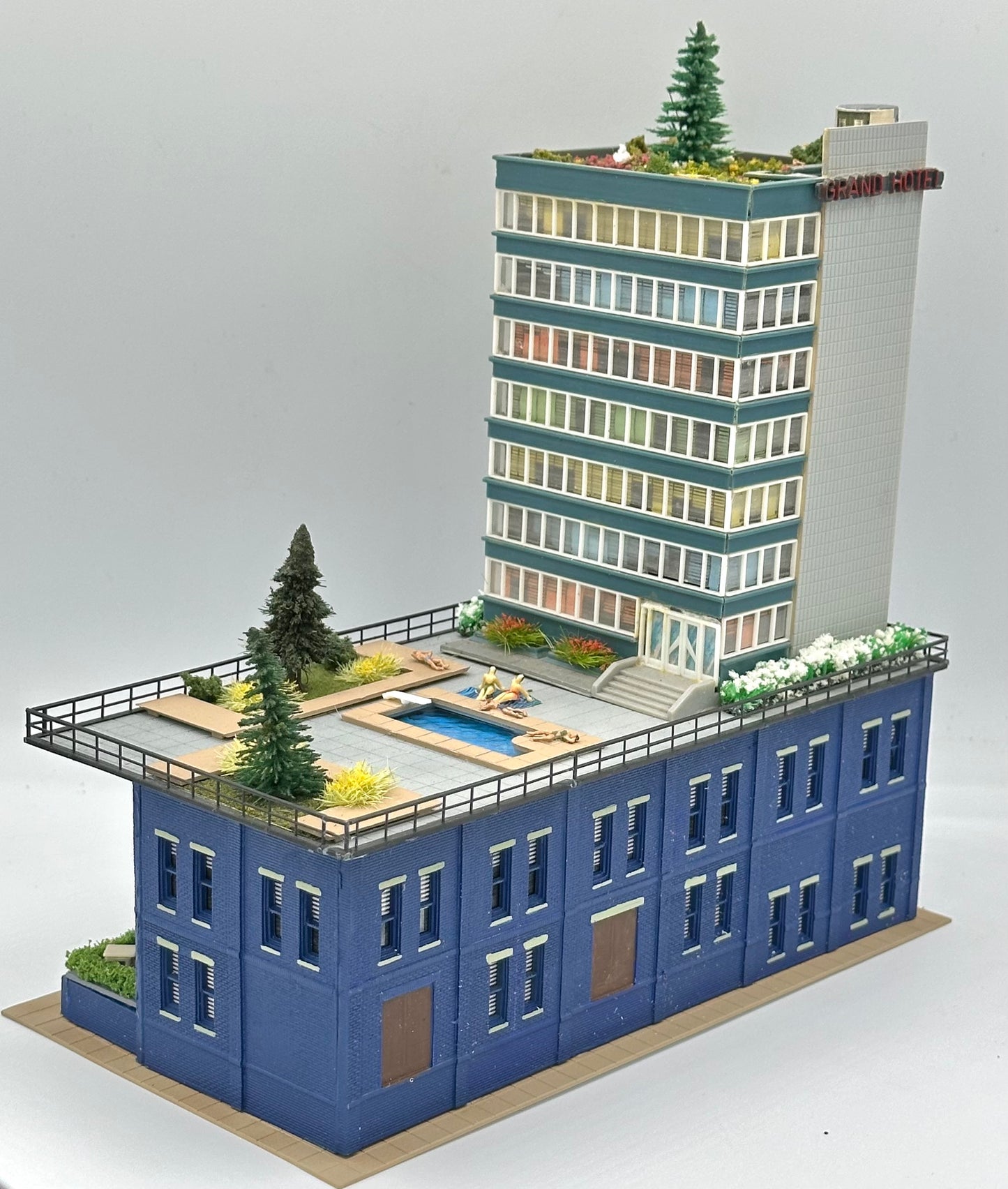 Unique One-Of-Kind N Scale Custom Built/Painted a 9-Story Tower " Grand Hotel" Fully Assembled