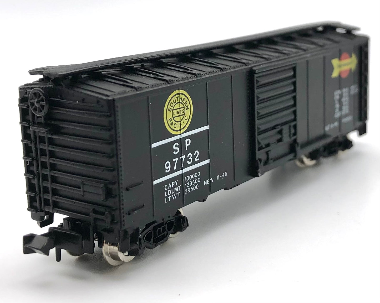 Model Power N scale Southern Pacific 40' Overnight Boxcar SP97732