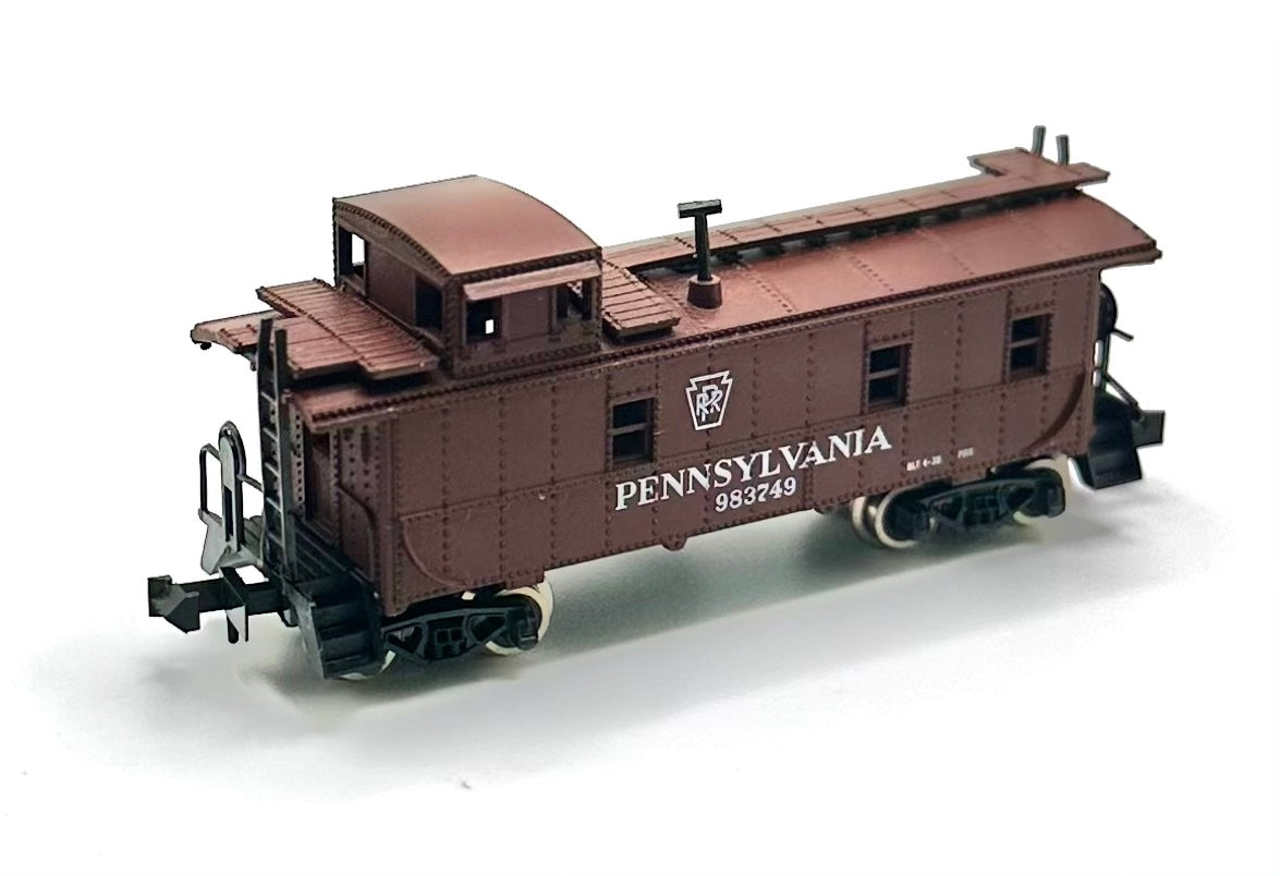 Atlas N Scale Pennsylvania Offset Cupola Caboose Rivet Sided 983749.