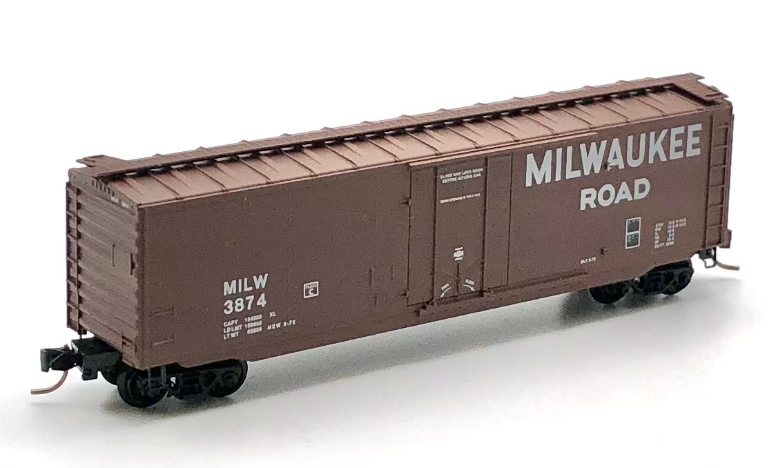 Micro Trains MTL N Scale 32310 Milwaukee Road 50'' STD. Boxcar Plug Door