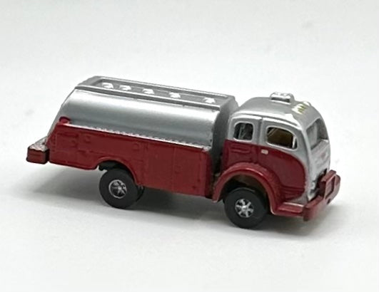 CMW N Scale  Petroleum( Gas) Truck Silver & Red  3000 Metal