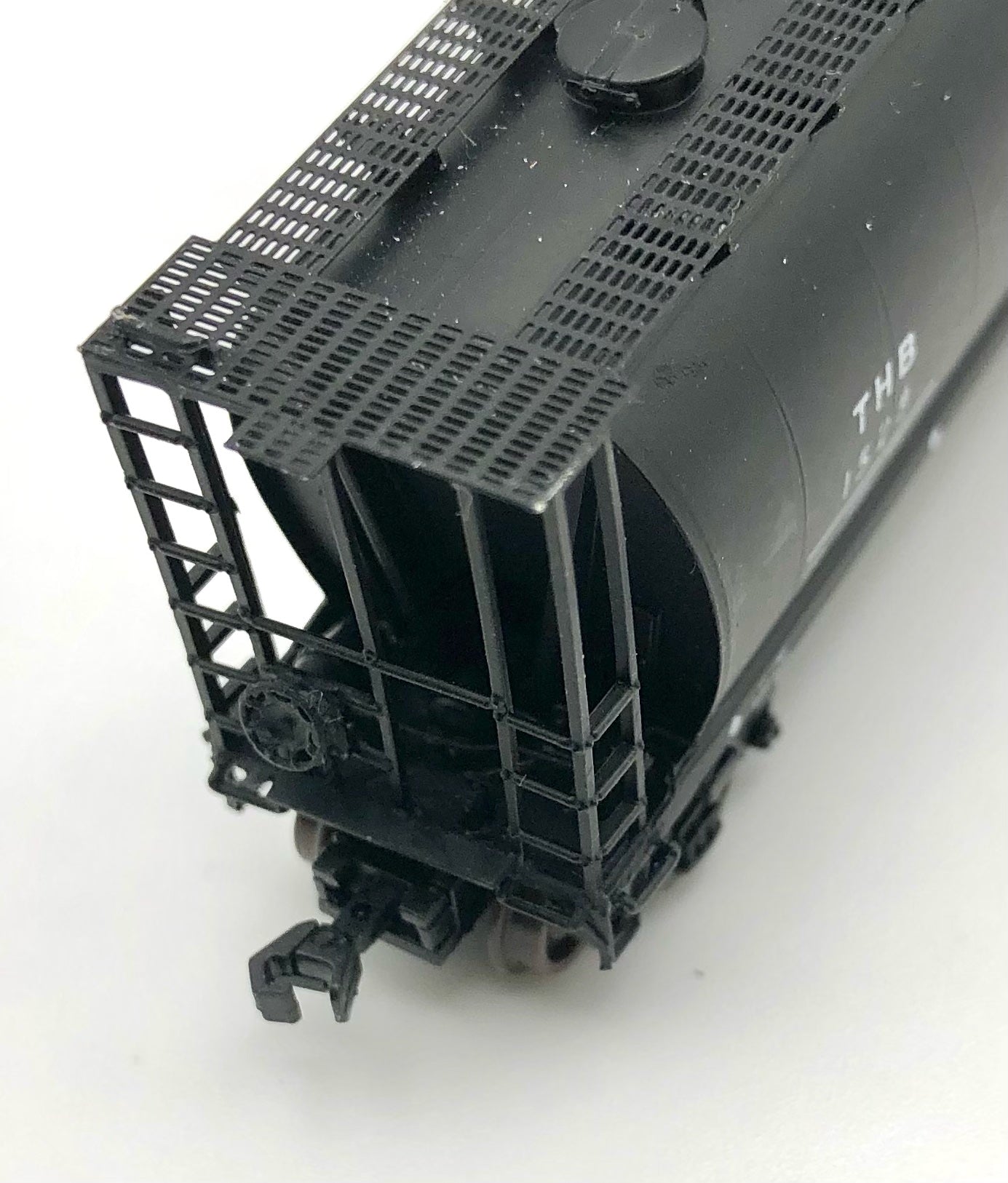 InterMountain N Scale Toronto,Hamilton & Buffalo Cylindrical 4 Bay Hopper  THB1525