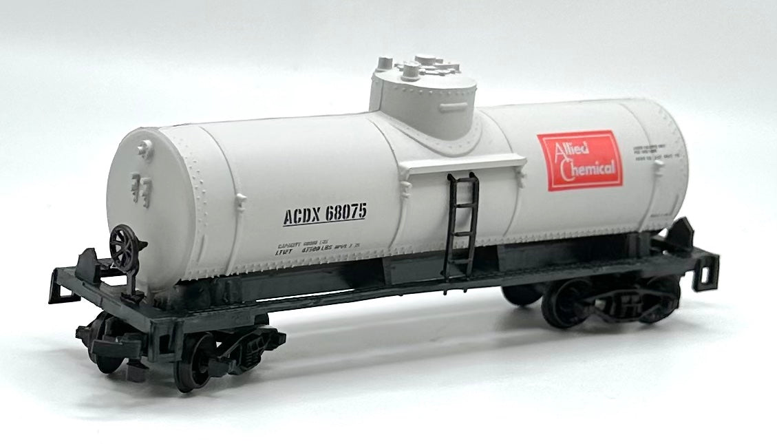 LifeLike HO Scale 21905 Allied Chemical Tank Car Single Dome.