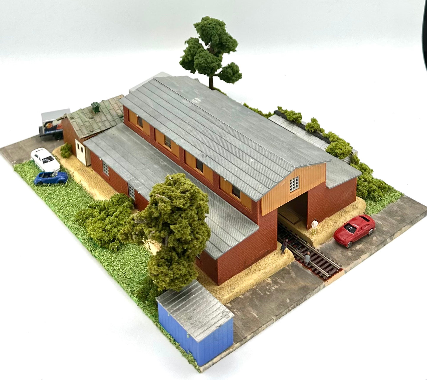 N Scale Custom Built Engine Maintenance Shed + Out Buildings Diorama