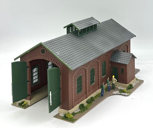 Heljan 1761 HO Scale Custom Painted Fully Assembled Engine Shed