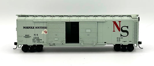 Athearn HO Scale Double Dor Box Car Norfolk Southern NS1311