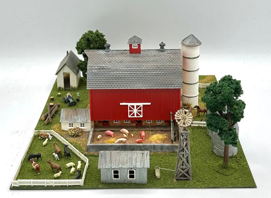 Model Power N Scale 1517 Custom Barn, Chicken Coop, Silos's, Farm Yard Diorama