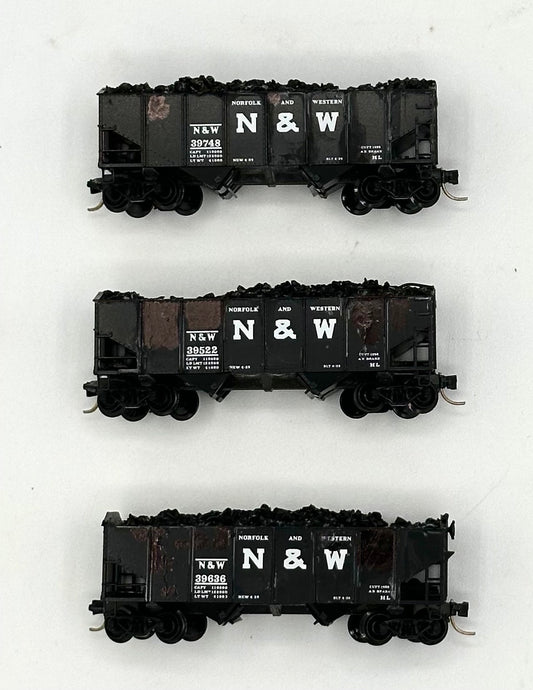 Micro Trains MTL 91012 N Scale Norfolk & Western 33' Twin Bay Hoppers 3 Car Pack