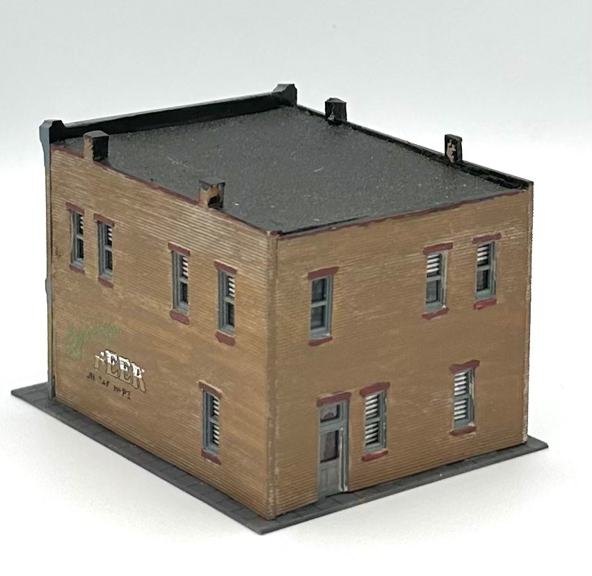 Woodland Scenics DPM N Scale Custom Weathered 2 Story Building "Bottle Shop"