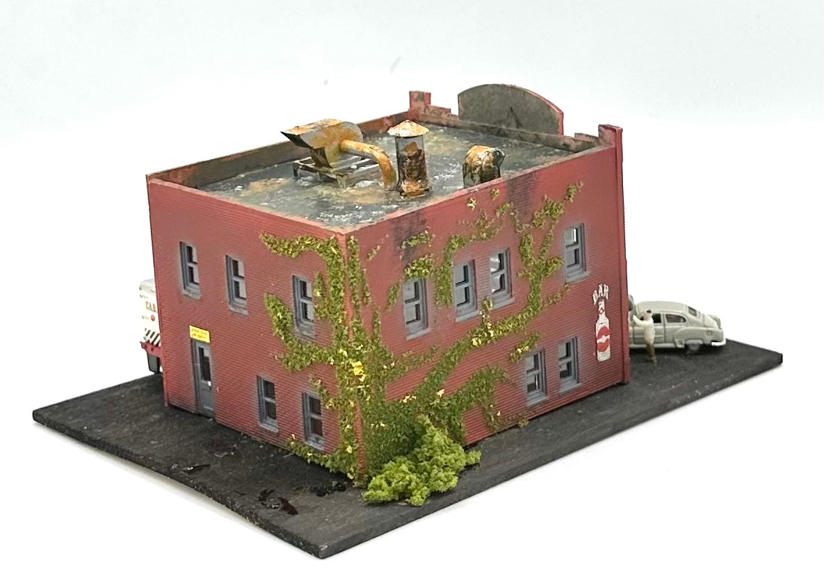 Woodland Scenics DPM N Scale Custom Weathered 2 Story Building "Brewing Co" Lighted Diorama