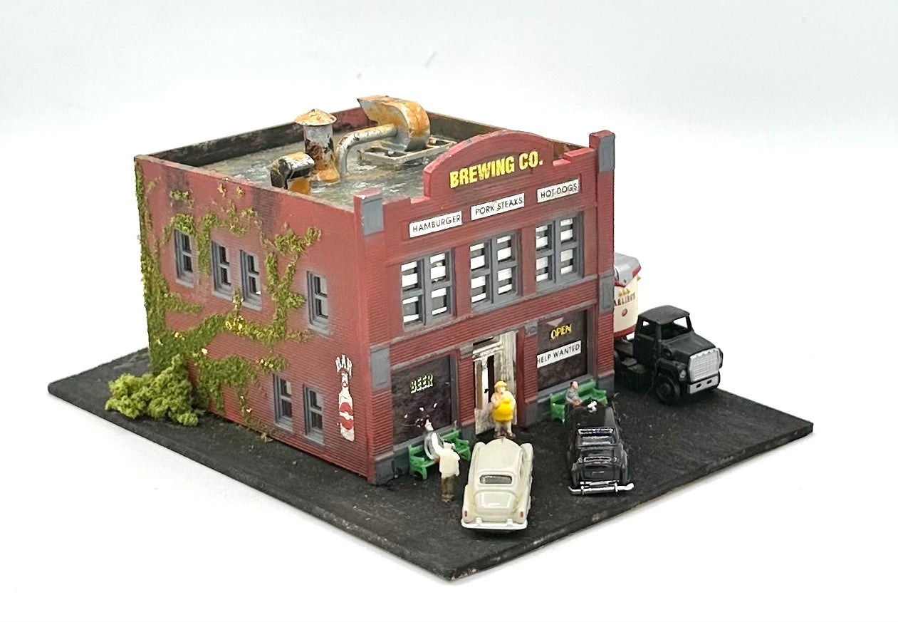 Woodland Scenics DPM N Scale Custom Weathered 2 Story Building "Brewing Co" Lighted Diorama