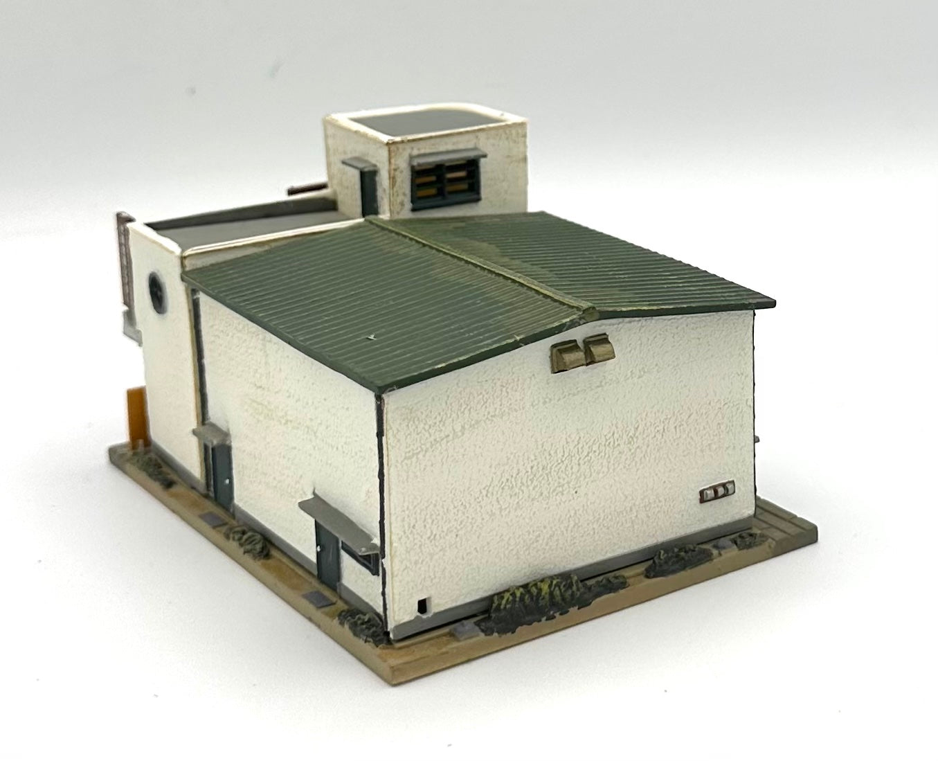 TomyTec N Scale 038-2 Weathered Japanese Style Main Street Cinema