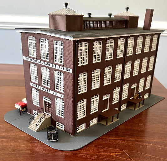 Walthers Cornerstone 933-306 HO Scale Front St. Warehouse Custom Painted Fully Assembled Diorama