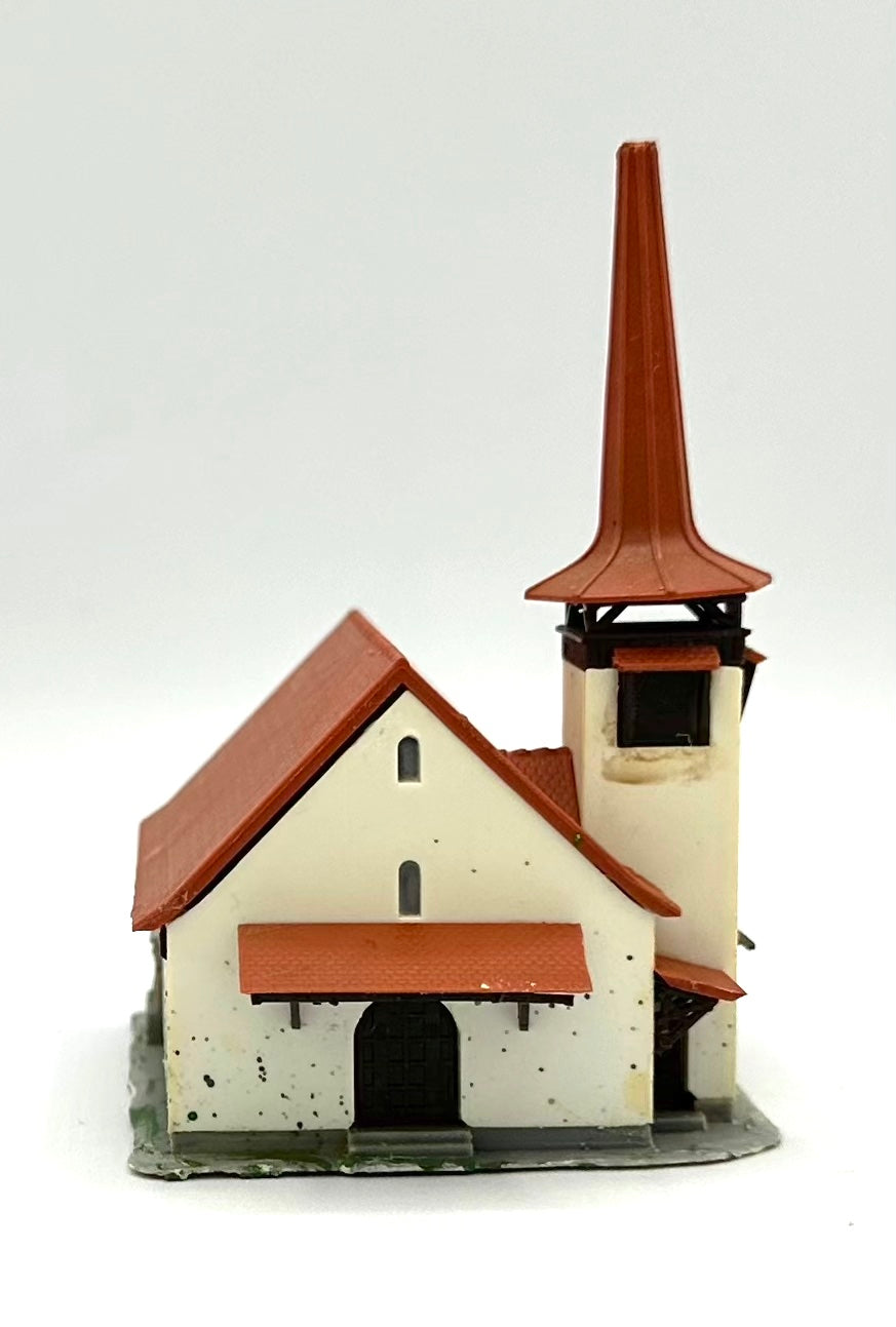 Kibri Z Scale 36815 Kanderstag Country Church Fully Assembled Lighted