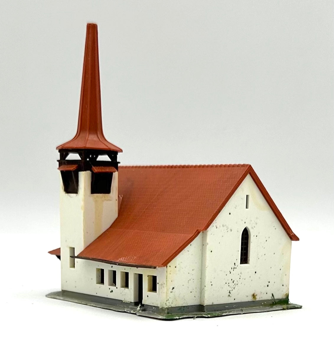 Kibri Z Scale 36815 Kanderstag Country Church Fully Assembled Lighted