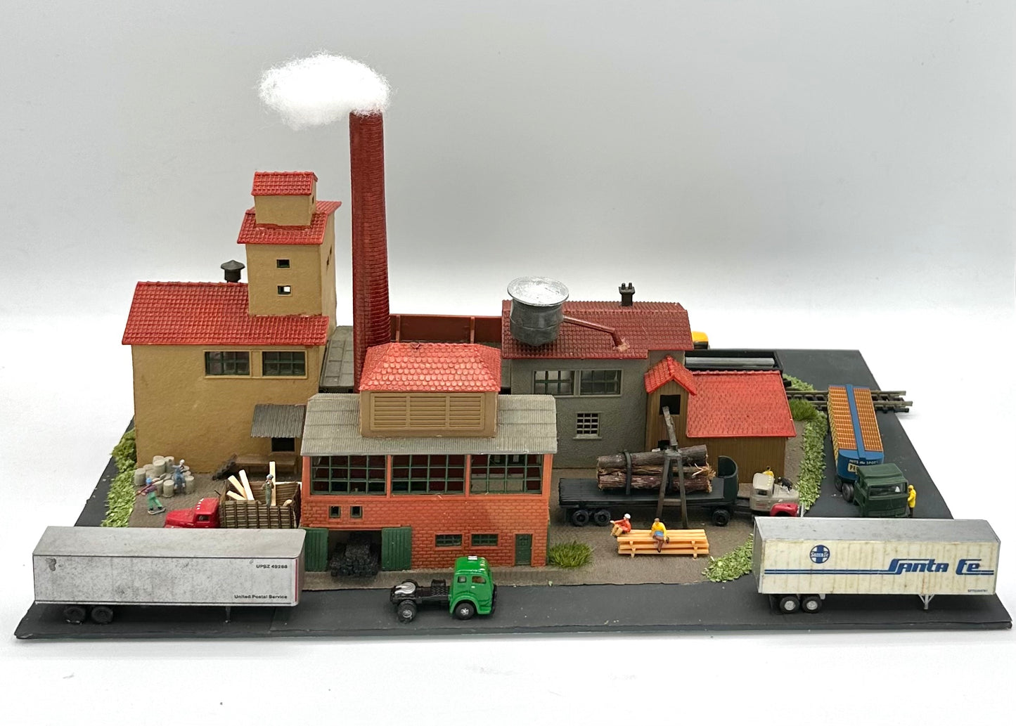 Pola N Scale Custom 1/2/3 Story  Industrial Buildings "Tomson & Co." Industrial complex Diorama