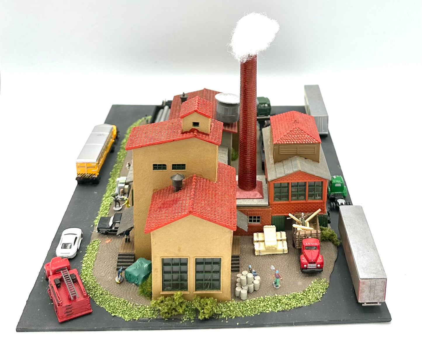 Pola N Scale Custom 1/2/3 Story  Industrial Buildings "Tomson & Co." Industrial complex Diorama