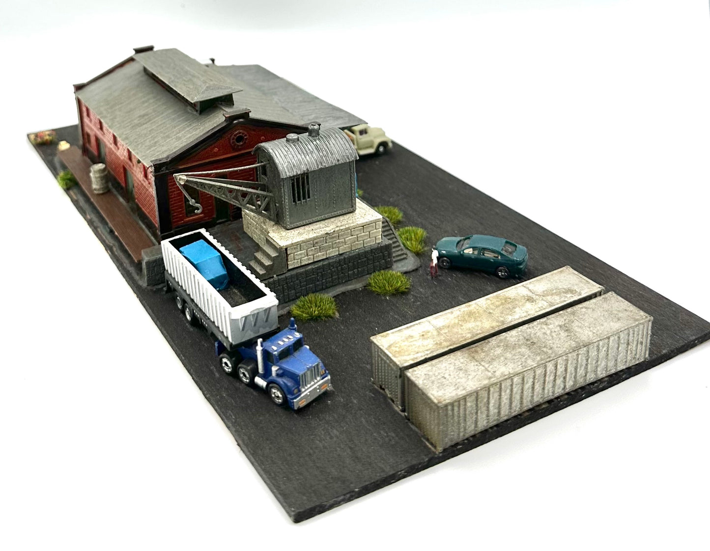 Model Power N Scale, Single Story Warehouse Depot Custom Painted, Weathered Diorama