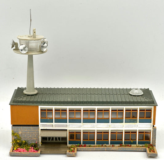 Kibri N Scale 2-Story Modern "Data Link" Building,