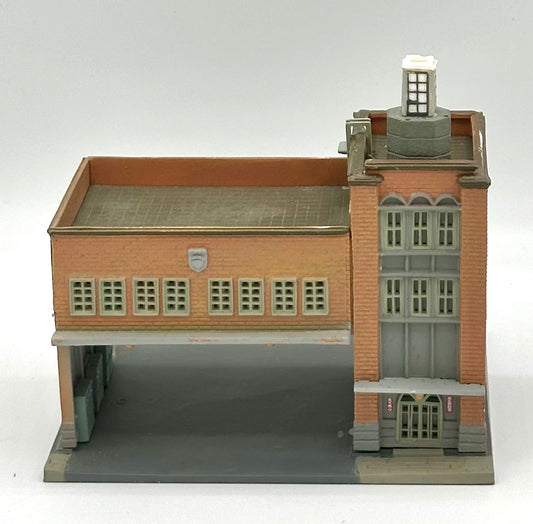 TomyTec N Scale Modern Japanese Style Brick Fire Station Building