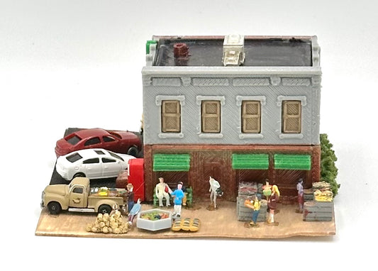 N Scale Custom Built/Painted Grocery Shop Diorama